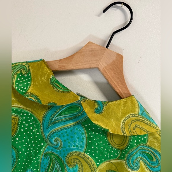 Vintage 1970s Green and Yellow Paisley Women's Top - Picture 7 of 7